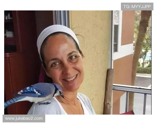 小鸟这一昵称背后隐藏的足球明星是谁揭秘他的传奇故事与成就