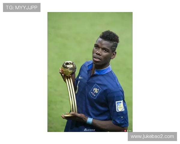 日本足球明星的崛起与成就探秘：从青涩少年到世界舞台的闪耀之星